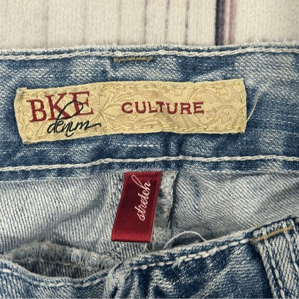 BKE Culture Bootcut Jeans Vintage Sz 28 x 31.5 Low Rise Med/Dark Wash Stretch - Picture 4 of 10